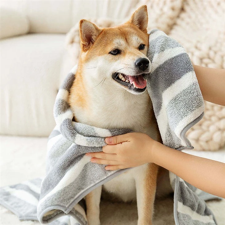 Soft Fast Drying Coat Bathrobe Towel For Pets